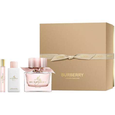 my burberry burberry blush 3 piece gift set|my Burberry perfume gift set.